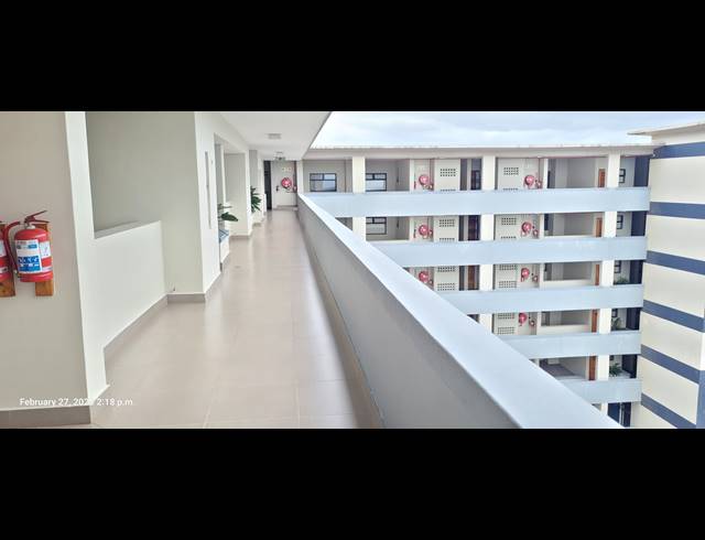 2 BEDROOM APARTMENT FOR SALE IN UMHLANGA RIDGE